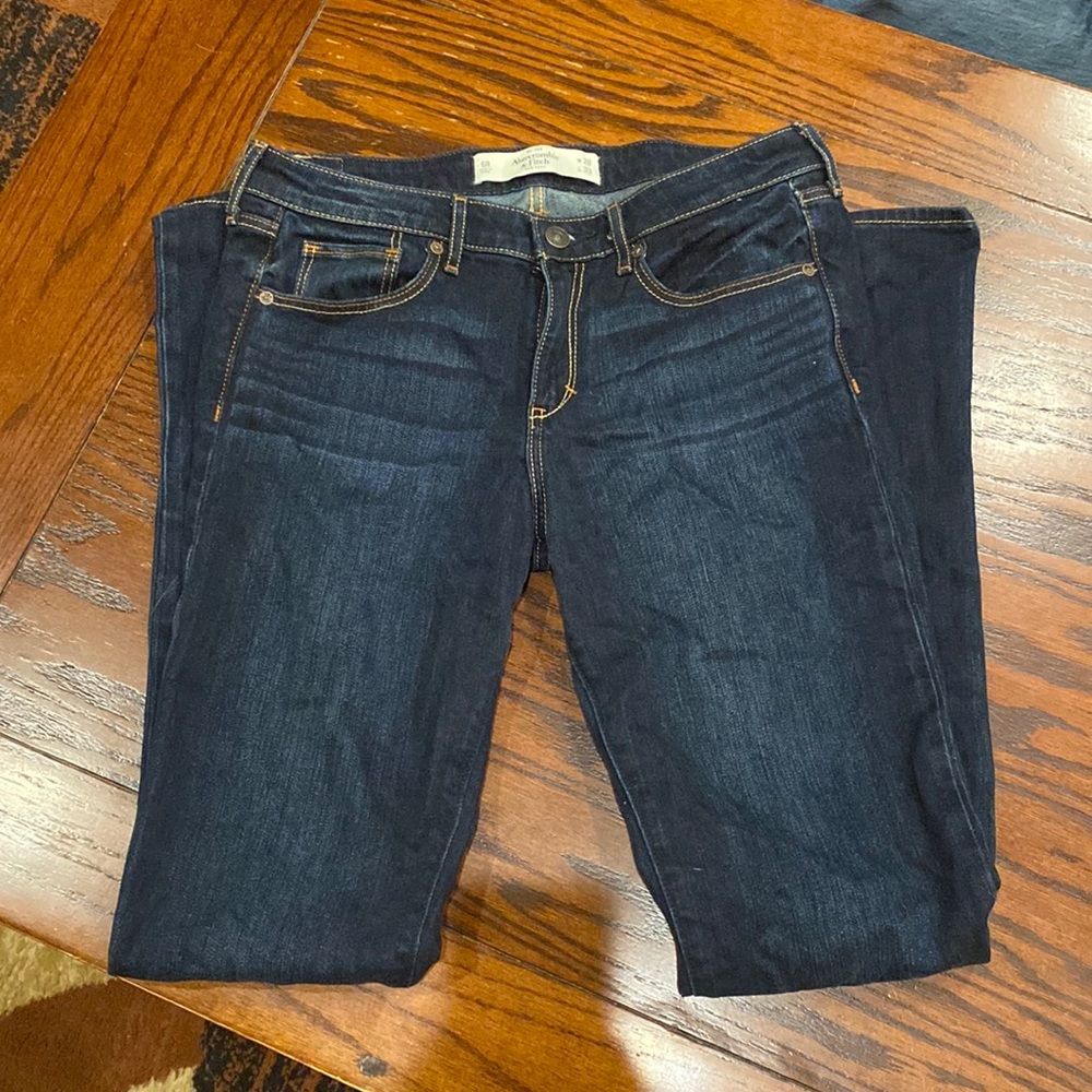 Skinny boot jeans
